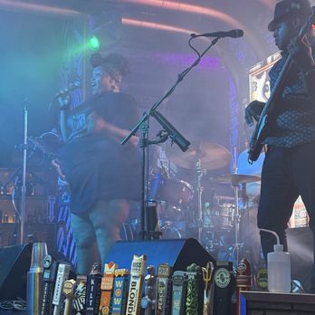 Copper Blues Rock Pub - Phoenix - Copper Blues performance - Bars Near Me - Phoenix, Arizona