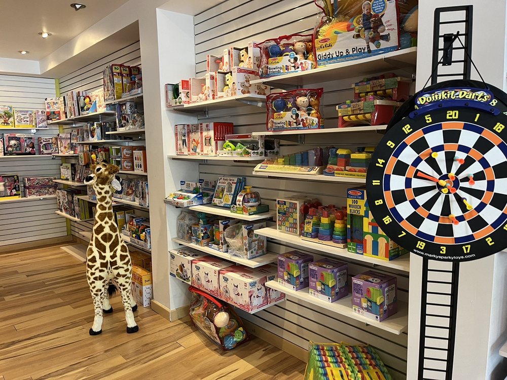 TOYS 2 LEARN Updated May 2024 Garden Hills Plaza, Guaynabo, Puerto