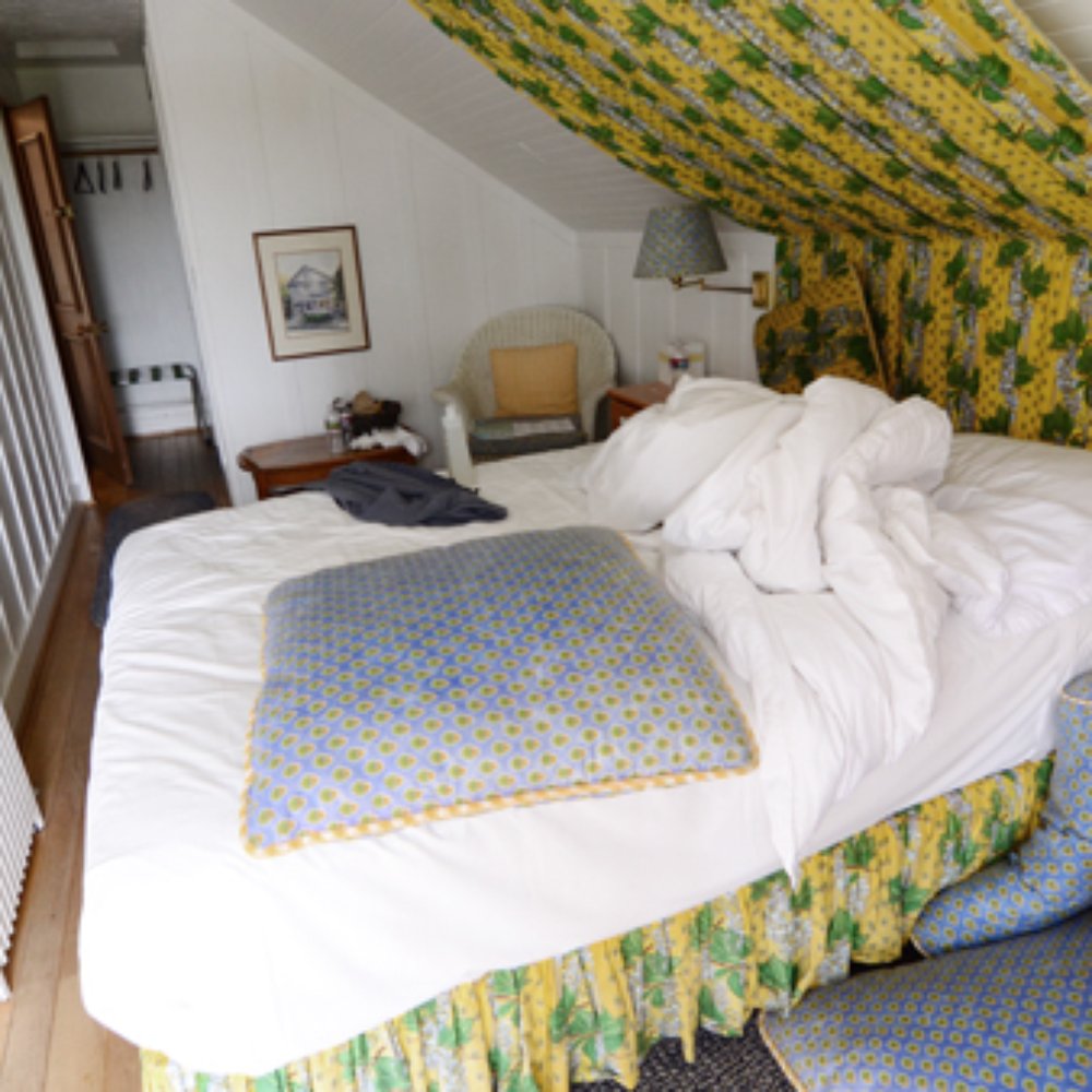 Sea View Inn - Room #4 before checking out - Hotels Near Me - Carmel, California