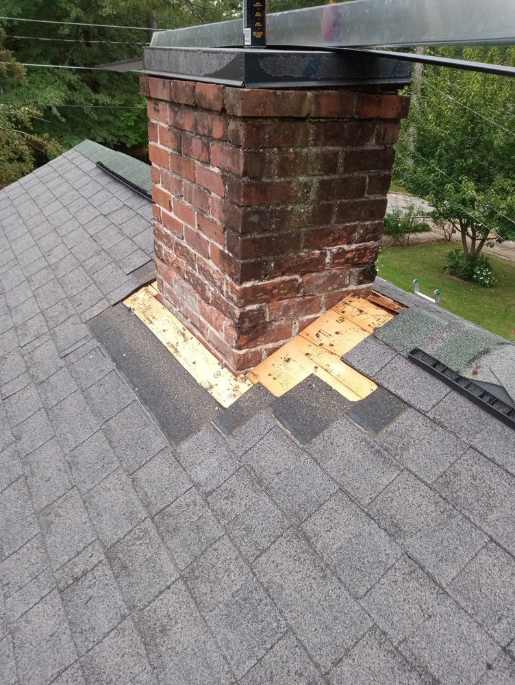 Slide of Gómez Roof Repairs And Gutter Cleaning