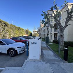 Evgo Fast Charging - EV go chargers (2 chargers, 50 kW)