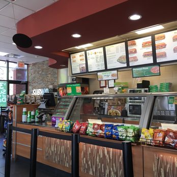 Subway - the inside of a subway restaurant - Fast Food Near Me - Chicago, Illinois