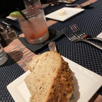 HAVEN Riverfront Restaurant & Bar - Fresh made semolina and whole grain bread with homemade seasoned whipped butter 🤤 - New American Near Me - Edgewater, New Jersey