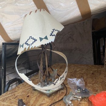 Valor Moving - Lamp destroyed. - Movers Near Me Valor Moving - Lamp destroyed. - Movers Near Me