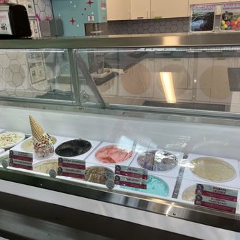 Fundaes - Ice Cream & Frozen Yogurt Near Me - Carmel, Indiana