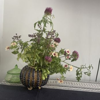 Wallflower - Blooms from wallflower with tomato vines and blooms - Florists Near Me - San Francisco, California Wallflower - Blooms from wallflower with tomato vines and blooms - Florists Near Me - San Francisco, California