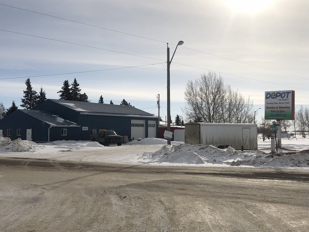 NEW NORWAY BOTTLE DEPOT Updated July 2024 323 Main Street, New