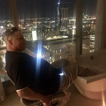 The Westin Phoenix Downtown - Scott getting a little Lush bath bomb action, suite 1602, March 2019. - Hotels Near Me - Phoenix, Arizona