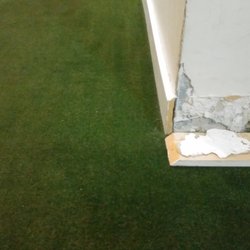 Mission Park Inn - Broken floor board in entry hall
