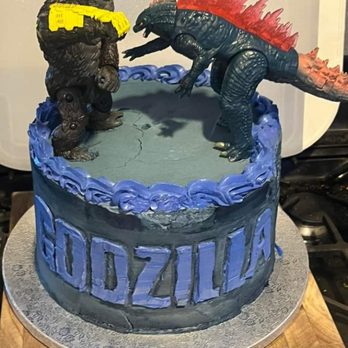 Mama Jamies Kitchen - Custom Cakes Near Me