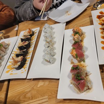 Roll Call - Sushi Bars Near Me - Los Angeles, California Roll Call - Sushi Bars Near Me - Los Angeles, California