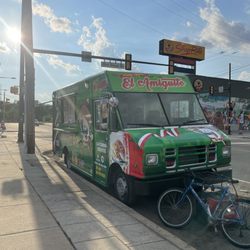 El Amiguito Taco Mobile - Food truck Oregon Ave and 23rd Street dr. Just park by foot locker