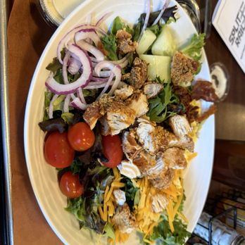 Split Rail Eats - Fried Chicken Salad - Sandwiches Near Me - Gatlinburg, Tennessee