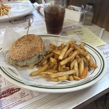 Grey's Diner - Kids cheeseburger - Diners Near Me - Charlotte, North Carolina Grey's Diner - Kids cheeseburger - Diners Near Me - Charlotte, North Carolina
