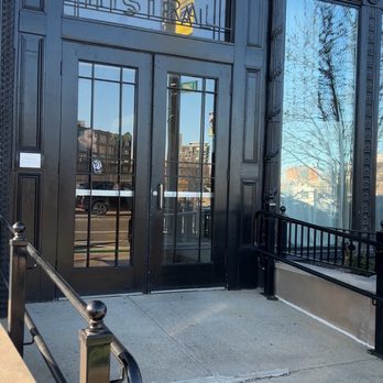 Mistral - Restaurant - French Near Me - Boston, Massachusetts Mistral - Restaurant - French Near Me - Boston, Massachusetts