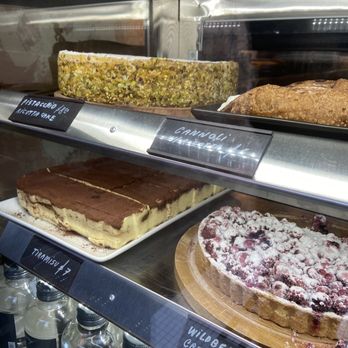 Bomberino - display choices of yummy - Cafes Near Me - Brooklyn, New York