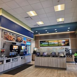 Royal Farms - Inside