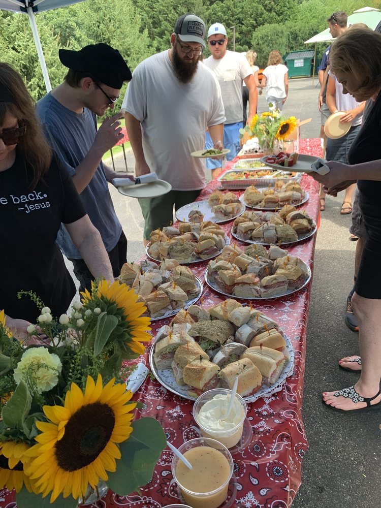 Southoldwaysidemarket Logo