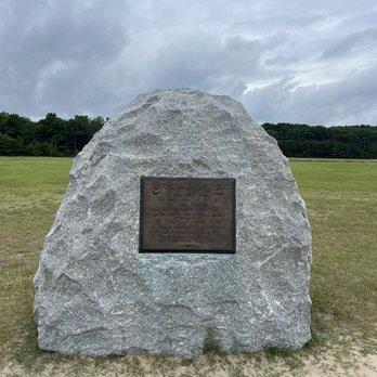 Wright Brothers National Memorial - Landmarks & Historical Buildings Near Me - Kill Devil Hills, North Carolina