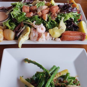 Ray's Café - Seafood salad - Seafood Near Me - Seattle, Washington Ray's Café - Seafood salad - Seafood Near Me - Seattle, Washington