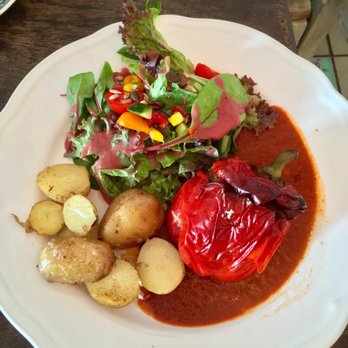 1900 Café - Stuffed bell pepper - Cafes Near Me - Berlin, BE