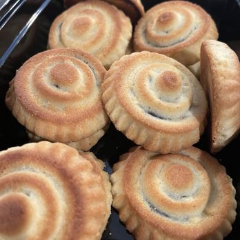 Karakeesh - Date filled cookies - Mediterranean Near Me - Sacramento, California