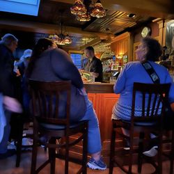 Kipling’s Tavern - Fun tavern atmosphere