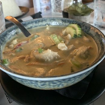 Eastern Peak - Green Curry - Asian Fusion Near Me - Nashville, Tennessee