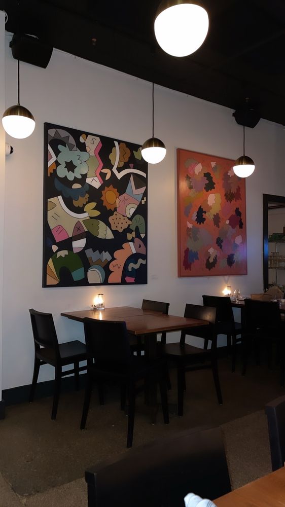 District Kitchen & Bar
