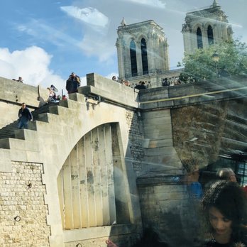 Bateaux Parisiens - Bateaux Parisienne lunch cruise - French Near Me - Paris, 75
