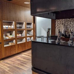Milli Second Café & Wine Bar - Coffee and such