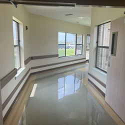 Windsor Nursing And Rehabilitation Center - Clean hallways
