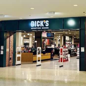 DICK'S Sporting Goods - Entrance to store - Sporting Goods Near Me - Monroeville, Pennsylvania