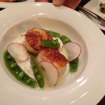 Zaytinya - Sea Scallops, seared scallops, yogurt dill sauce, sugar snap peas. - Greek Near Me - Washington, DC, District of Columbia