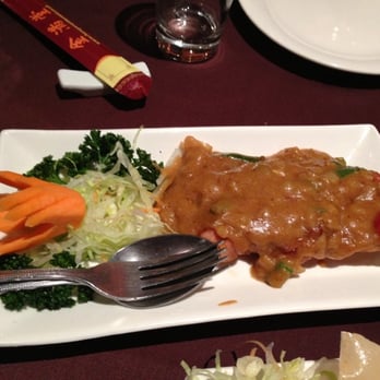 Henrys Cantonese Restaurant - Satay Chicken Skewers in Peanut Sauce - Chinese Near Me - Birmingham, XWM