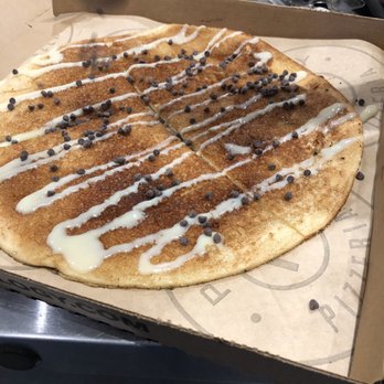 Pieology Pizzeria - Cinnamon Churro Pizza. ZUM!! - Pizza Near Me - Walnut, California