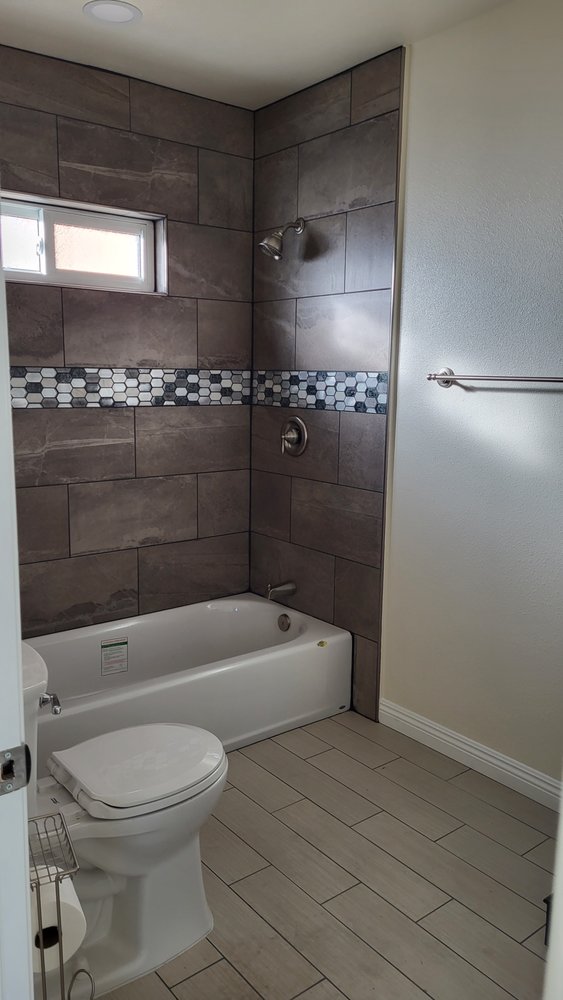 Slide of King Of The Hammer construction 