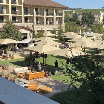 Grand Reserve - View of band playing on lawn from our balcony. - Hotels Near Me - Napa, California Grand Reserve - View of band playing on lawn from our balcony. - Hotels Near Me - Napa, California