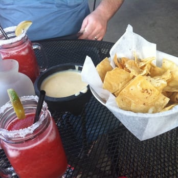 Cafe Olé - $1 off margs and half price apps every Wed night with a 38104 drivers license! - Mexican Near Me - Memphis, Tennessee Cafe Olé - $1 off margs and half price apps every Wed night with a 38104 drivers license! - Mexican Near Me - Memphis, Tennessee
