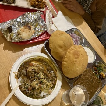 Samosa House and Bharat Bazaar - Samosa Chaat, Cholay Baturay, mixed plate - Indian Near Me - Culver City, California