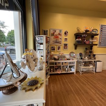 Nothing Bundt Cakes - Inside - Desserts Near Me - Huntersville, North Carolina Nothing Bundt Cakes - Inside - Desserts Near Me - Huntersville, North Carolina