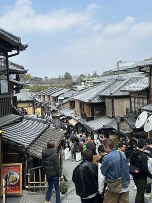Gion by null