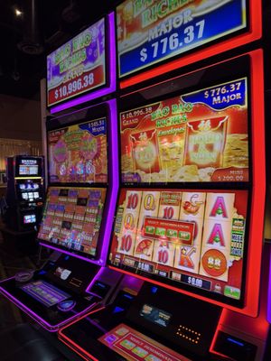 Tortoise Rock Casino by null