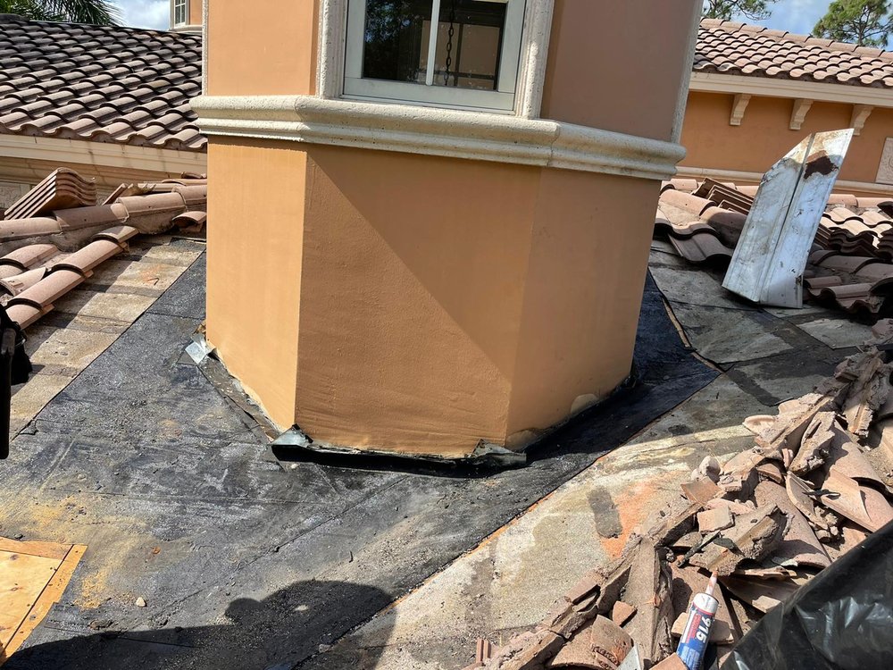 Slide of S & R Roofing Services LLC