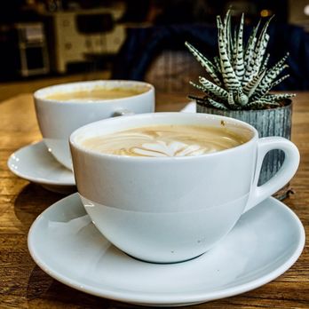 Ascension Coffee - Addison - Honey latte - Coffee & Tea Near Me - Addison, Texas