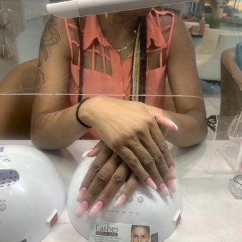 Lashes Nails Spa - Nails by Helen - Nail Salons Near Me - Cedar Park, Texas