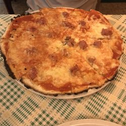 Pizzeria l'Oasi - Pizza with sausage