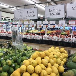Ken's Fruit Market