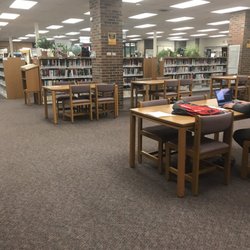 Edison Public Library: North Branch - More tables