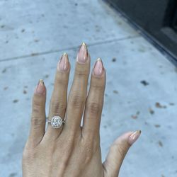 Prella Nail + Beauty Bar
